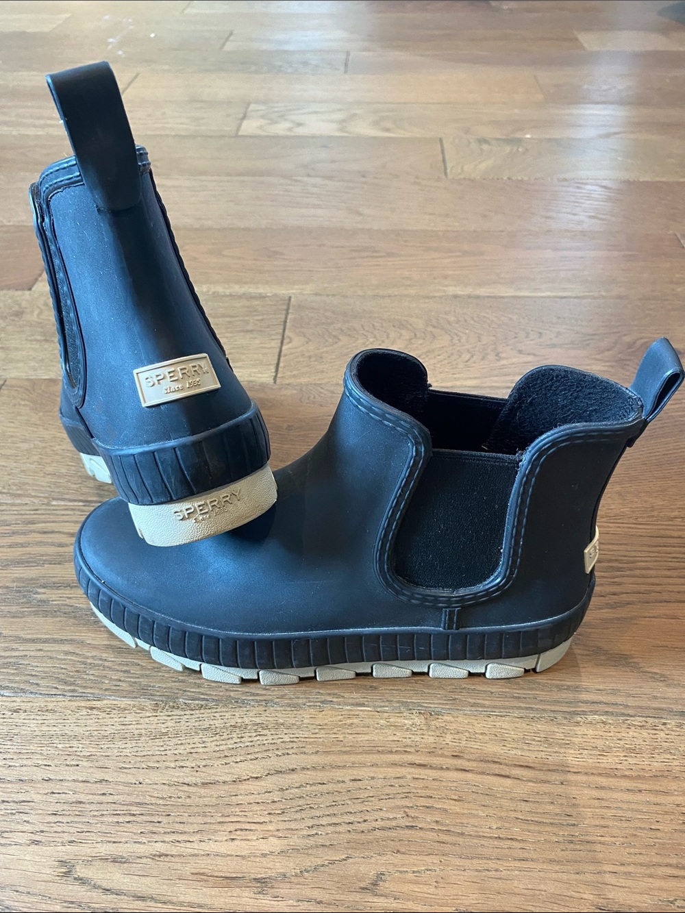 Sperry Black Chelsea Rain Boots with Contrasting Sole
